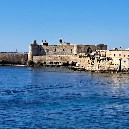 Ortigia Adriana Holiday home *