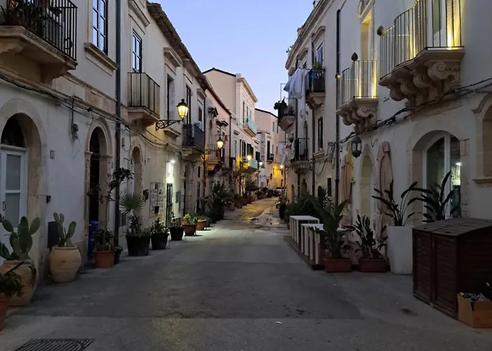 Ortigia Adriana Hébergement de vacances *