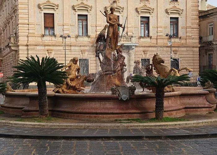 Ortigia Adriana Hébergement de vacances *